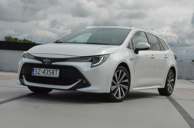 Toyota Corolla 1.8i 122 KM aut. Design Hybrid GR Sport/Navi PL/ LEDy/ Kamera/ Grzania