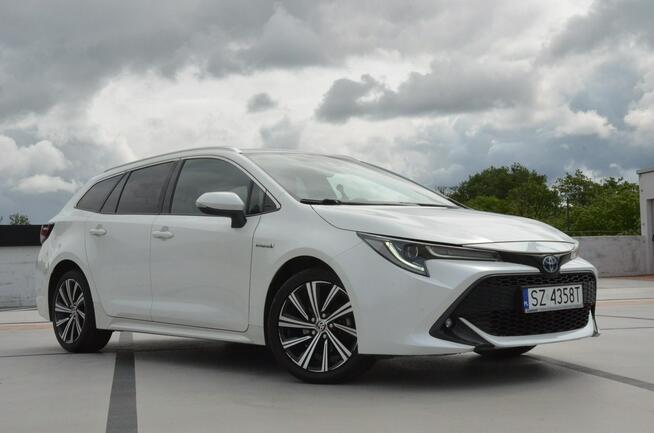 Toyota Corolla 1.8i 122 KM aut. Design Hybrid GR Sport/Navi PL/ LEDy/ Kamera/ Grzania