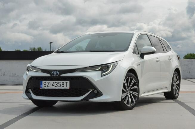 Toyota Corolla 1.8i 122 KM aut. Design Hybrid GR Sport/Navi PL/ LEDy/ Kamera/ Grzania