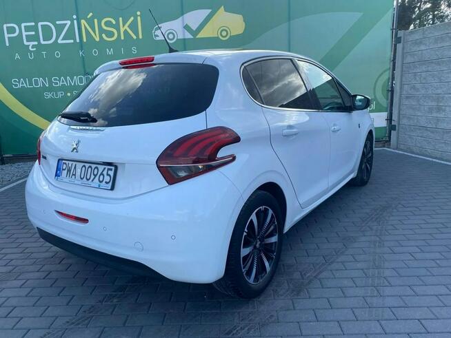 Peugeot 208 szklany dach ,kamera ,nawigacja.