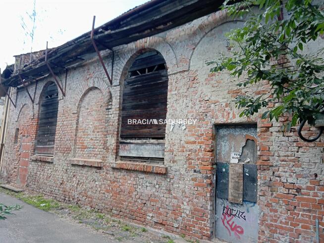 Dom Krzeszowice Centrum, Wąska