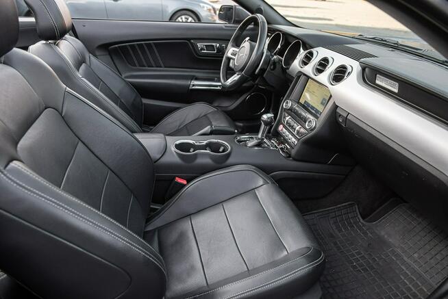 Ford Mustang Lift ! Cabrio 2.3i 317KM Super Stan ! Zarejestrowany !