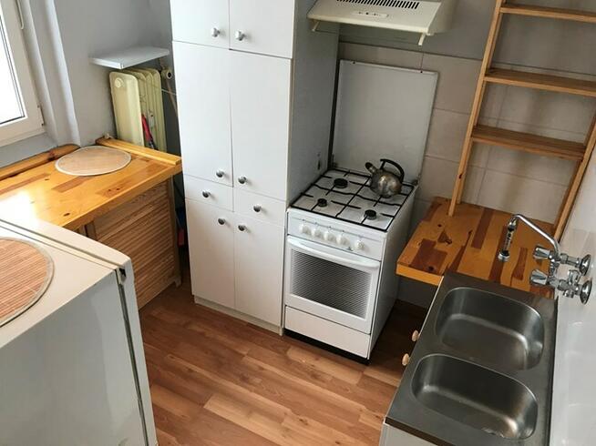 Mokra 19A, Bałuty, słoneczna kawalerka