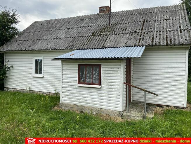 Siedlisko na wsi 35 km od Lublina.