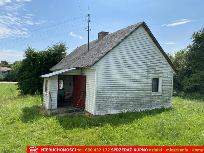 Siedlisko na wsi 35 km od Lublina.