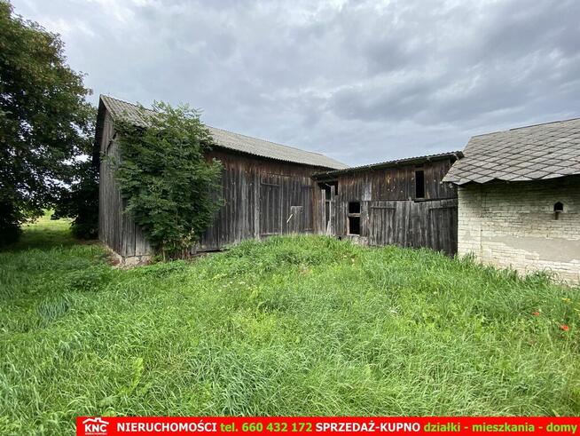 Siedlisko na wsi 35 km od Lublina.