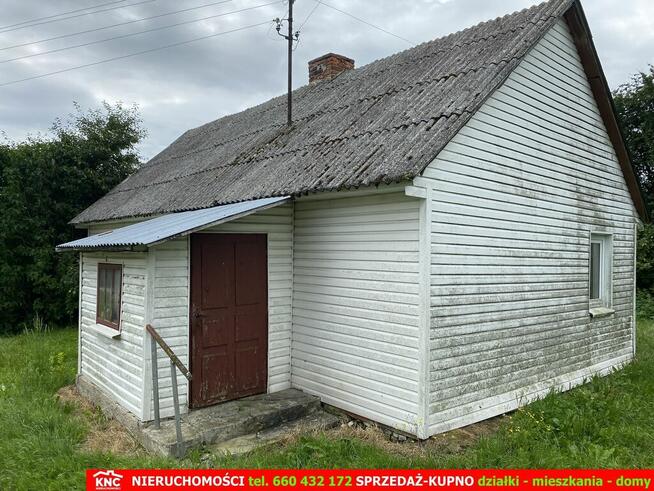 Siedlisko na wsi 35 km od Lublina.