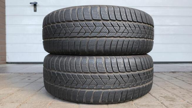 2 sztuki opony zimowe 205/60/16 Pirelli Sottozero3 (OL582/OH