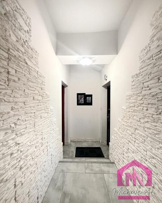 Dom szeregowy z fotowoltaiką i dużą działką – Wojcieszyn k.