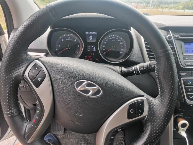 Hyundai i30 CW 1.6 CRDi 110 km kombi 2016