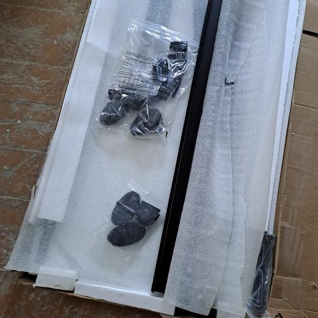 Sprzedam składana ścianka prysznicowa mrożone szkło