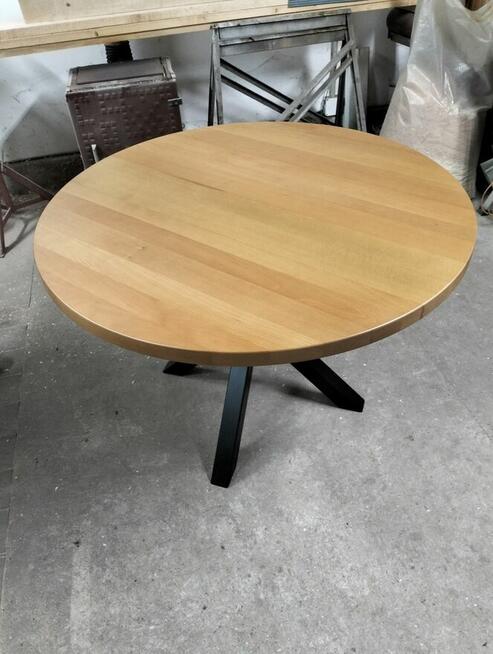 Stół do salonu i jadalni