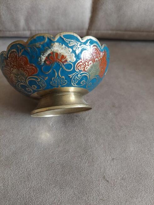 Półmisek mosiężny we wzory emaliowany