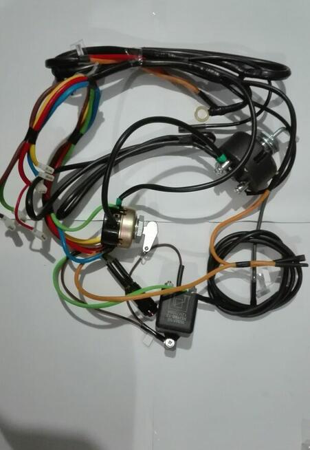 Instalacja elektryczna C-330+ przekaźnik świec żarowych