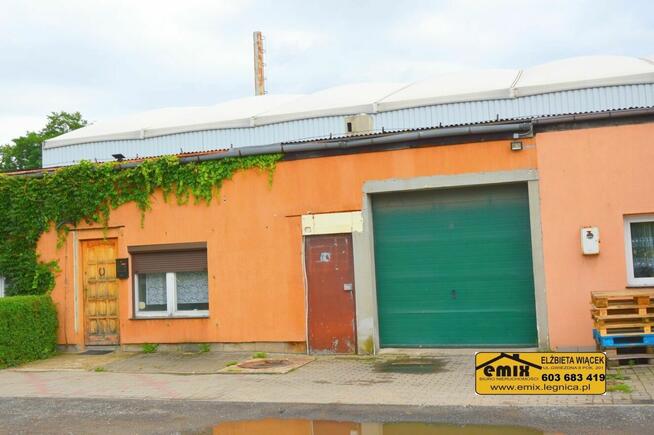 Nieruchomość usługowa, można przekształcić na mieszkanie