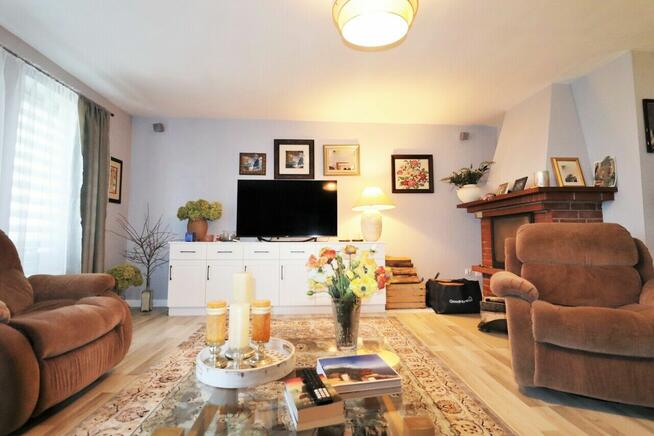 Na sprzedaż duży dom na Mazurach z pięknym ogrodem