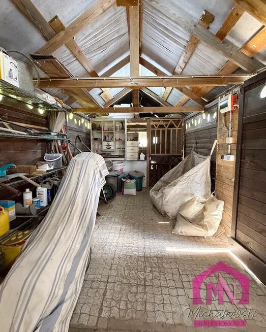 Dom szeregowy z fotowoltaiką i dużą działką – Wojcieszyn k.