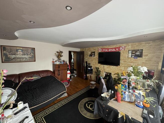 Ekskluzywne mieszkanie z balkonem – wysoki standard wykończe