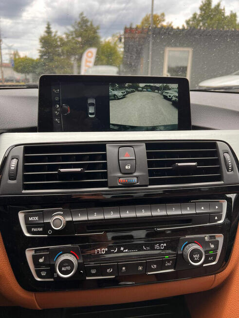 BMW Seria 3 330i xDrive Luxury Line