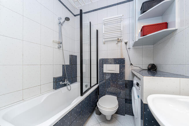 Okazja! Przytulne dwa pokoje niedaleko metra