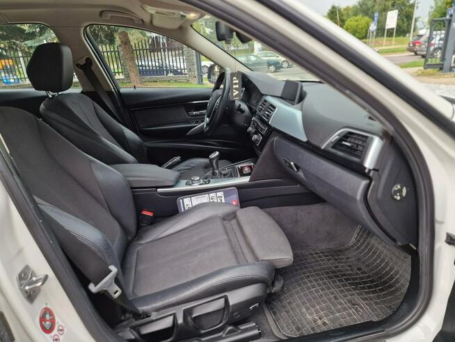 BMW F30 Sport Line 320d 210KM