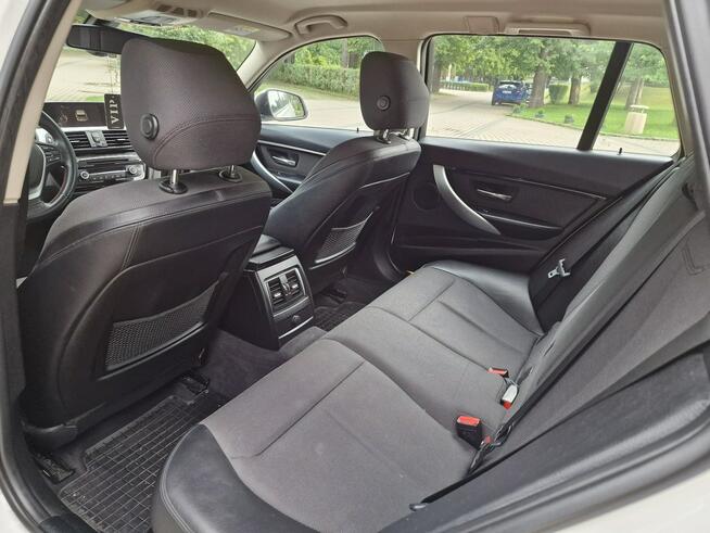 BMW F30 Sport Line 320d 210KM