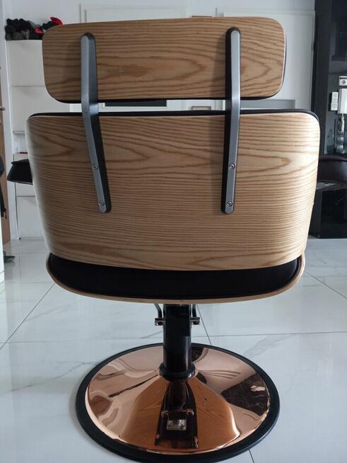 Sprzedam fotel fryzjerski