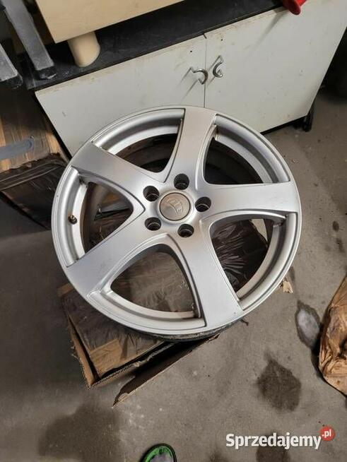 SPRZEDAM ALUFELGI ATT ROZMIAR 17