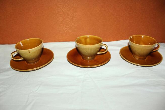 Filiżanki z talerzykami Mirostowice Opal 3 sztuki Czasy PRL