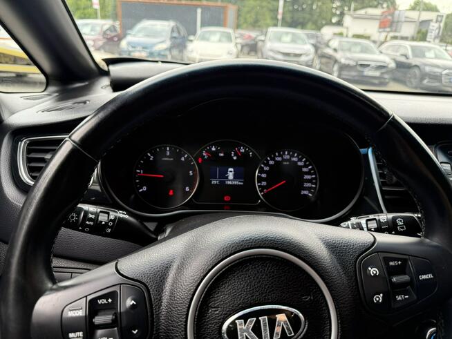 Kia Carens 7-osobowy. Kamera . Nawigacja . Panorama dach