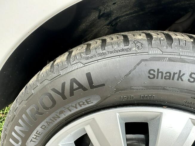 Peugeot 208 Benzyna, tempomat, radio dotykowe ,nawigacja, isofix, ESP, import