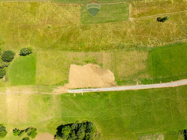 Działka budowlana Leszczyny 1073m2