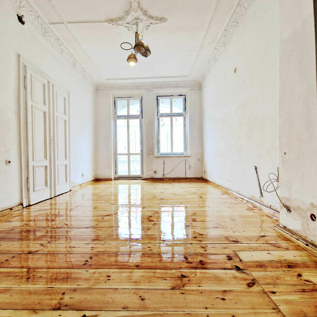 Plac Grunwaldzki – ul. Piastowska – Kawalerki 24–26 m² z bal