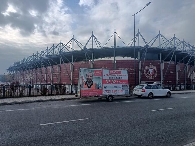 Reklama mobilna Łódź, przyczepy reklamowe z nagłośnieniem