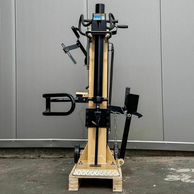 Łuparka do drewna MEYER M14TN (14TON)