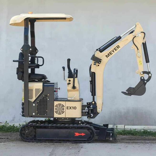Minikoparka MEYER EX10 (skrętne ramie, silnik B&S) LEASING