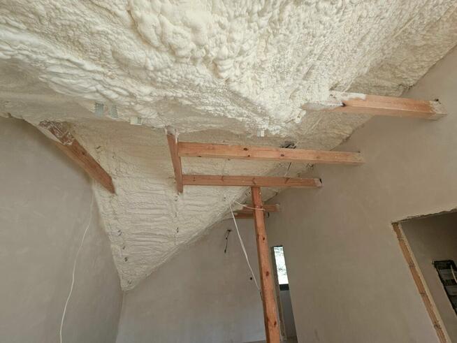 Termoizolacja pianą PUR i PIR