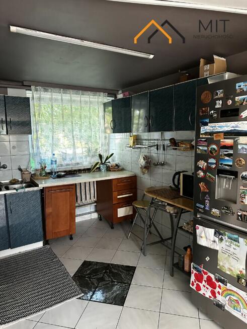 Dom na ul.Zwięczycka 4, 300 m² na działce 9 arów.