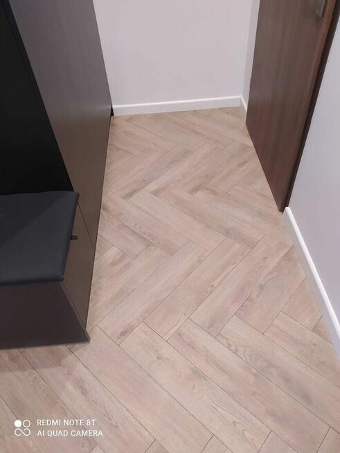 Montaż Paneli, Podłóg i Drzwi w Suchym Lesie– Profesjonalnie