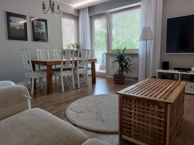 Gdynia Dąbrowa Centrum Mieszkanie 3-pokoje 2 garaże, piwnica