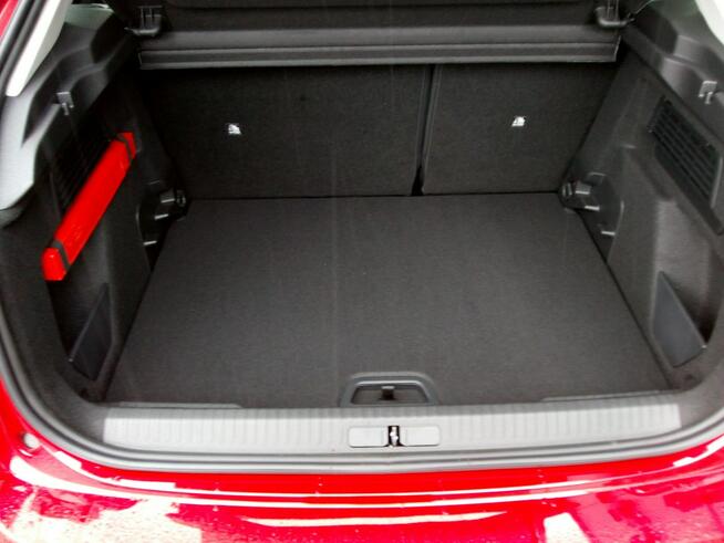 Citroen C4 1.2 130 EAT8 PLUS. Demonstracyjny. Wyprzedaż !