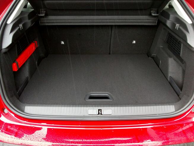 Citroen C4 1.2 130 EAT8 PLUS. Demonstracyjny. Wyprzedaż !