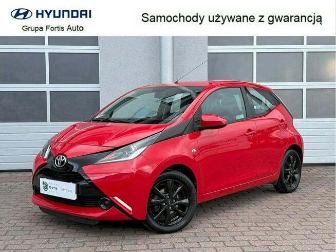 Toyota Aygo 1.0 VVTi 69KM manual X- PLAY Salon PL Niski przebieg FV Marża