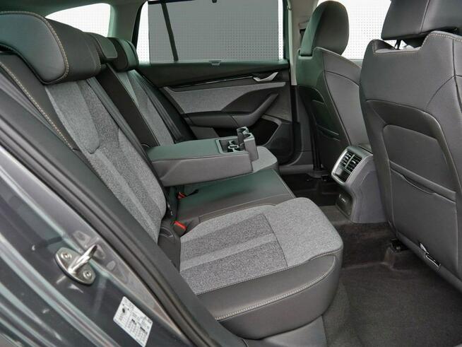 Škoda Octavia Combi Edition 130 Selection 1.5 TSI m-HEV 150 KM DSG