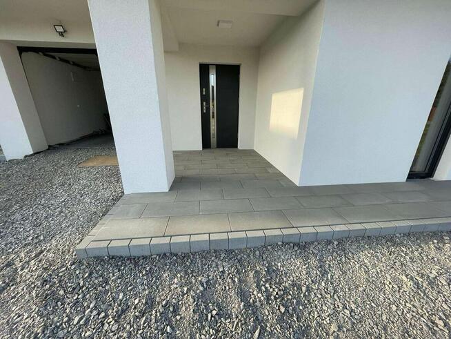 Układanie kostki brukowej, usługi brukarskie, montaż ogrodzeń