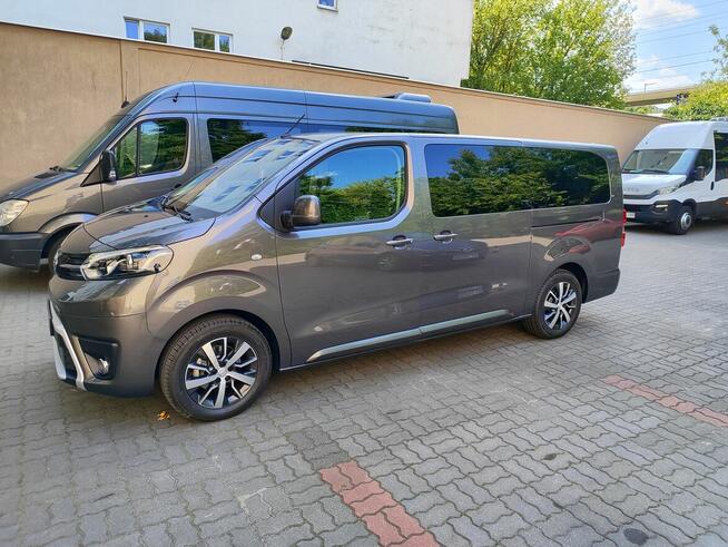 Transport osób , wynajem busów Warszawa