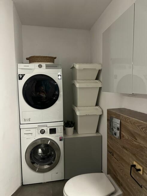 Dom , budynki , opcjonalnie pole na sprzedaż