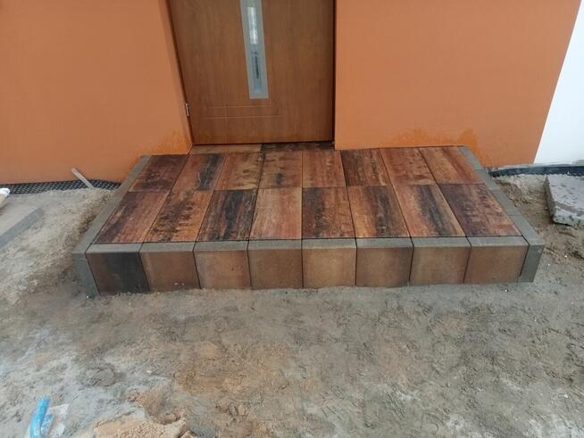 Schody , tarasy, chodniki, opaski,