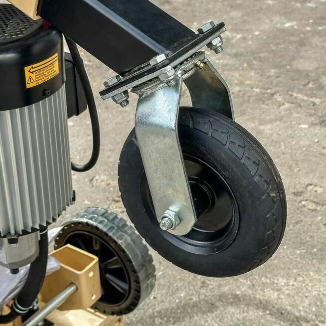 Łuparka do drewna MEYER M14TN (14TON)