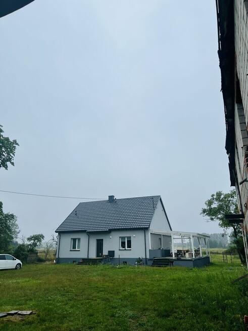 Dom , budynki , opcjonalnie pole na sprzedaż